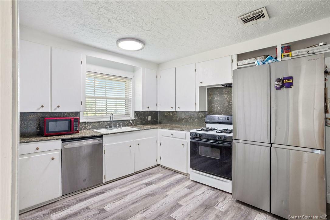 Property Photo: 2207 Clooney Street LA 70601