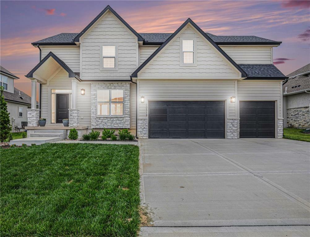 10518 N Hawthorne Avenue  Kansas City MO 64157 photo