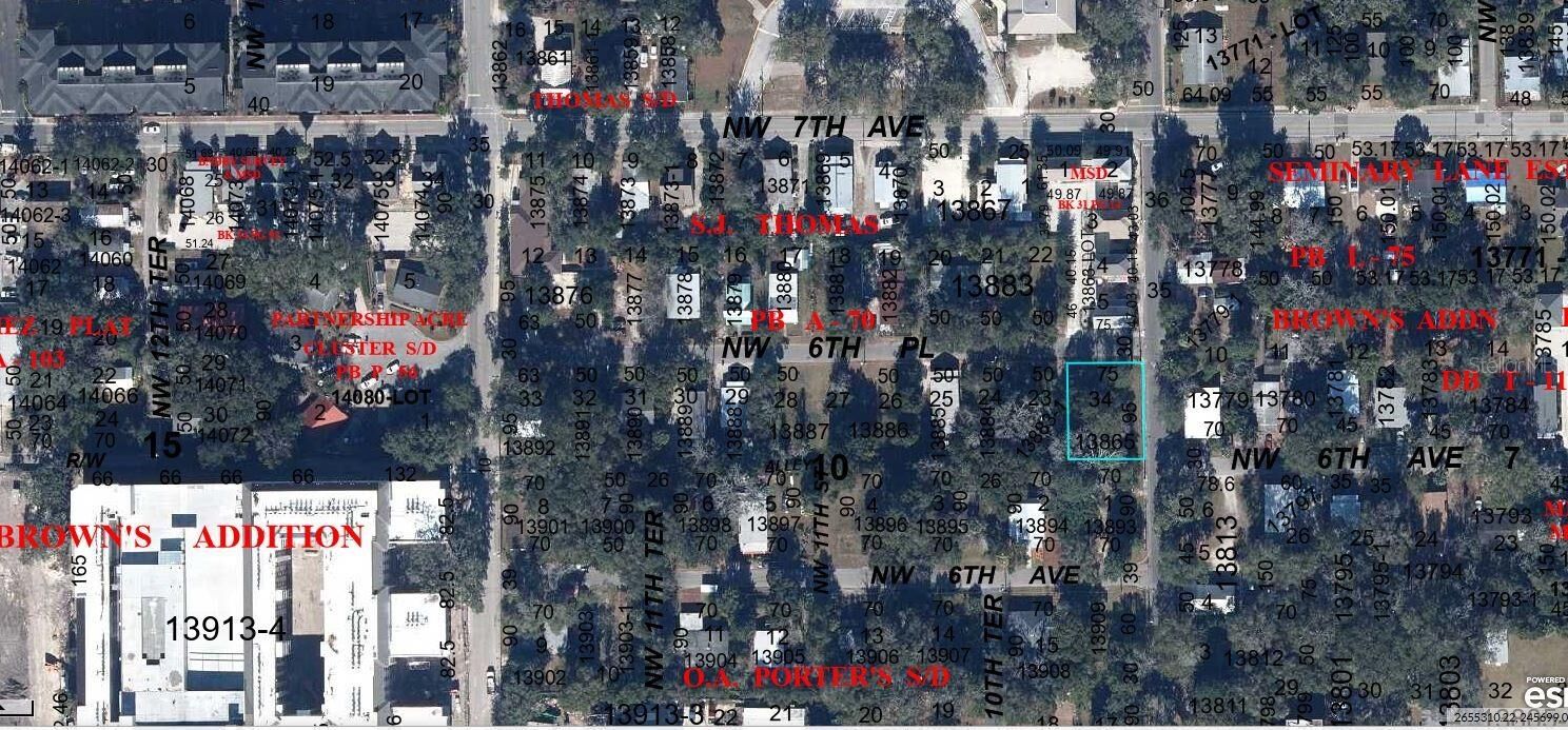 Property Photo: 618 NW 10th Street FL 32601