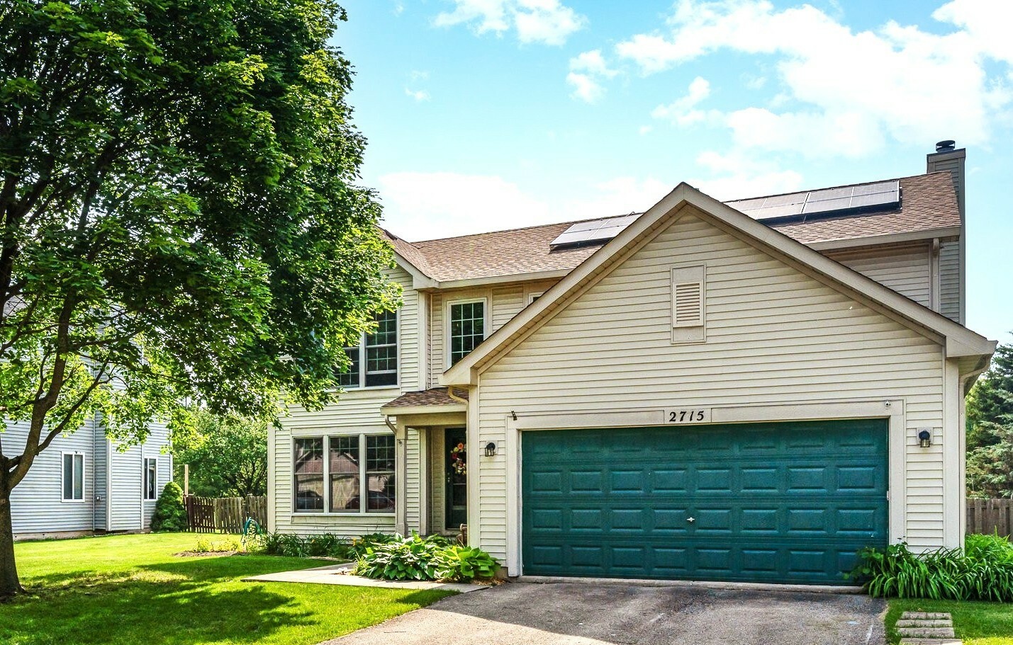 Property Photo: 2715 Lahinch Drive IL 60503