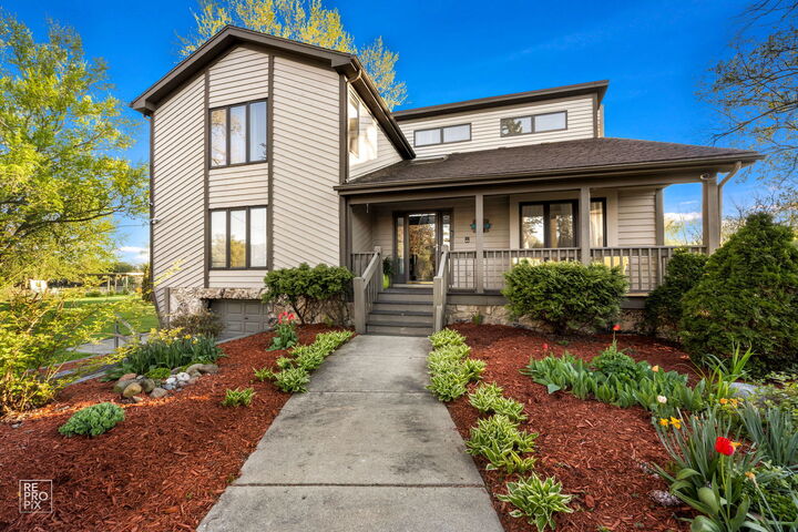 Property Photo:  27875 W Lake Shore Drive  IL 60081 