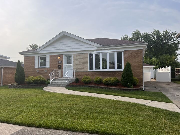 11133 Boeger Court  Westchester IL 60154 photo