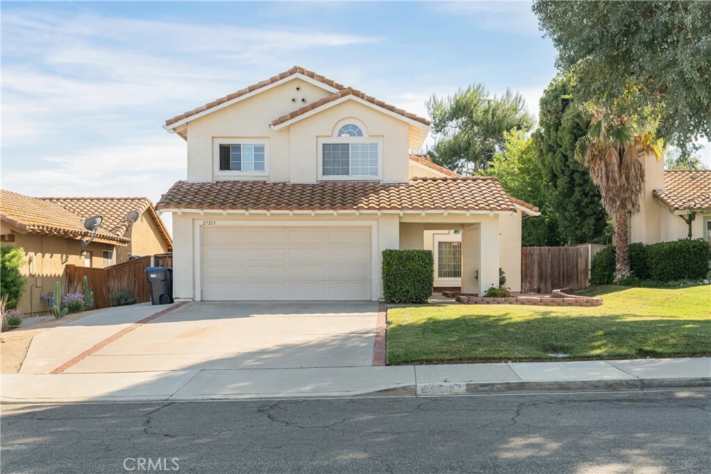 Property Photo: 25213 Via Las Lomas CA 92562