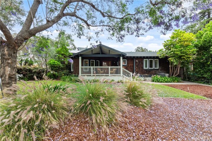 Property Photo:  96 W 47th Street  CA 90805