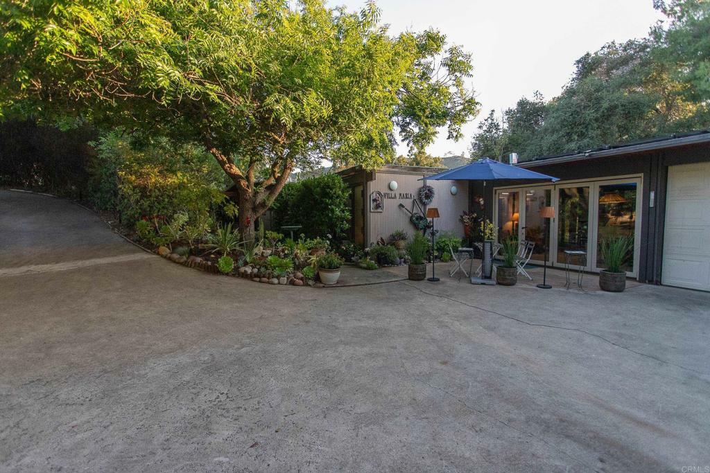 Property Photo: 3216 Fair Oaks Ln CA 91978