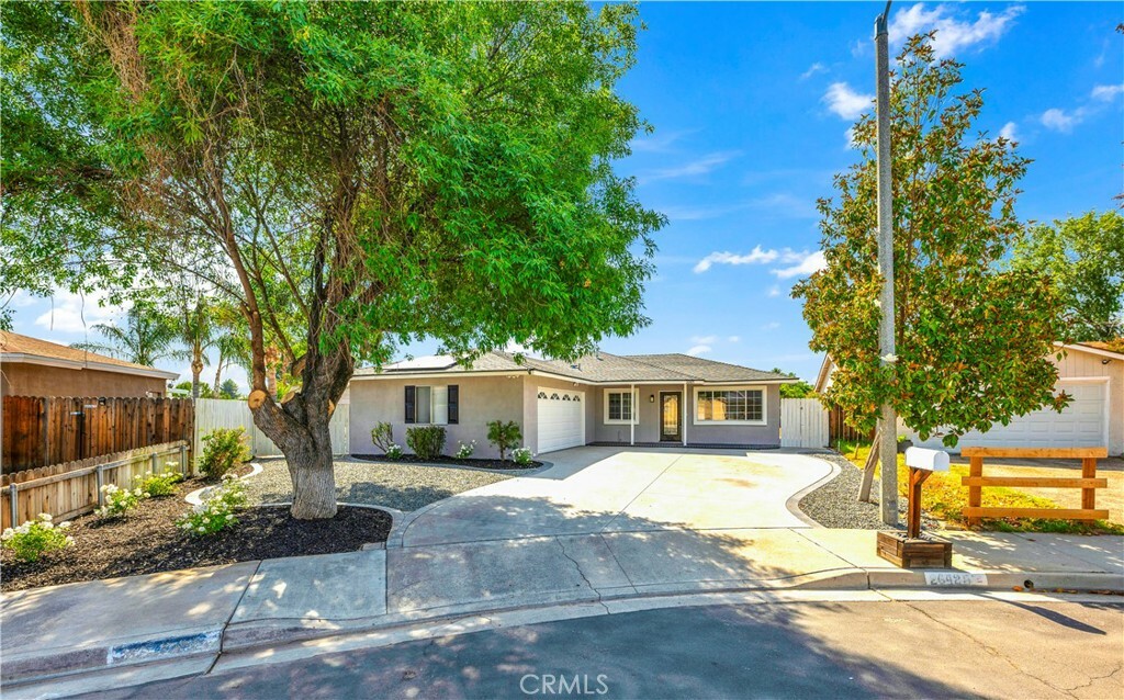 Property Photo: 26425 Katharin Street CA 92544