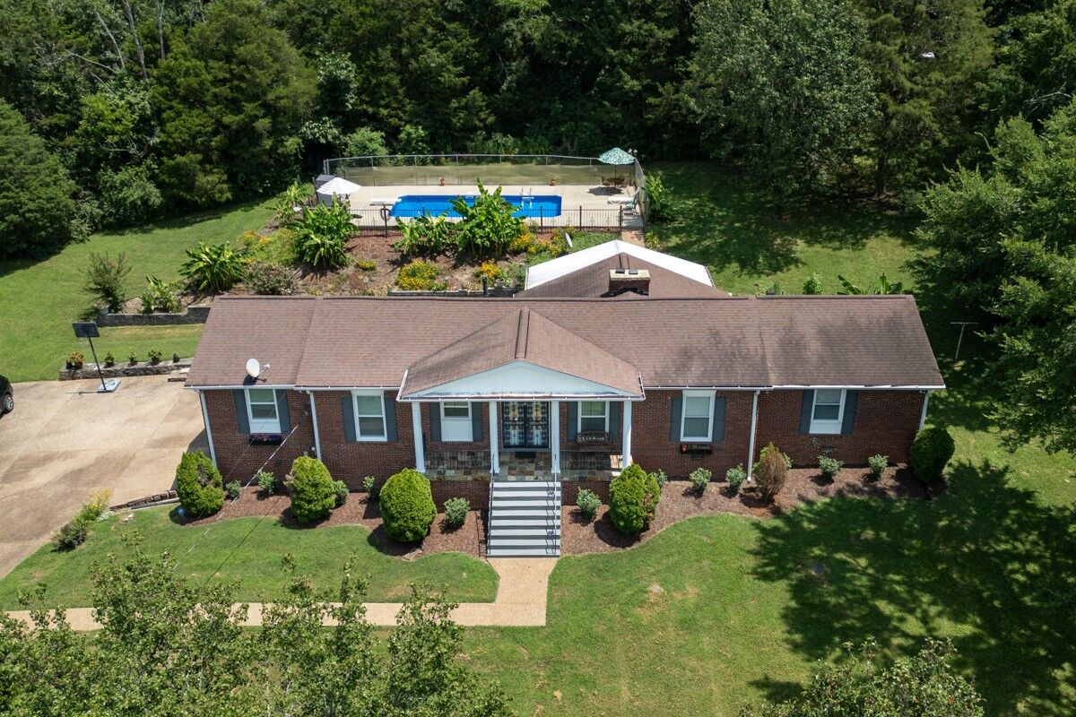 Property Photo:  237 Craigmeade Dr  TN 37214 