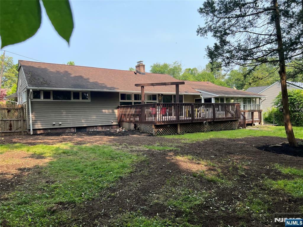 Property Photo: 5 Saddle Ranch Lane NJ 07642