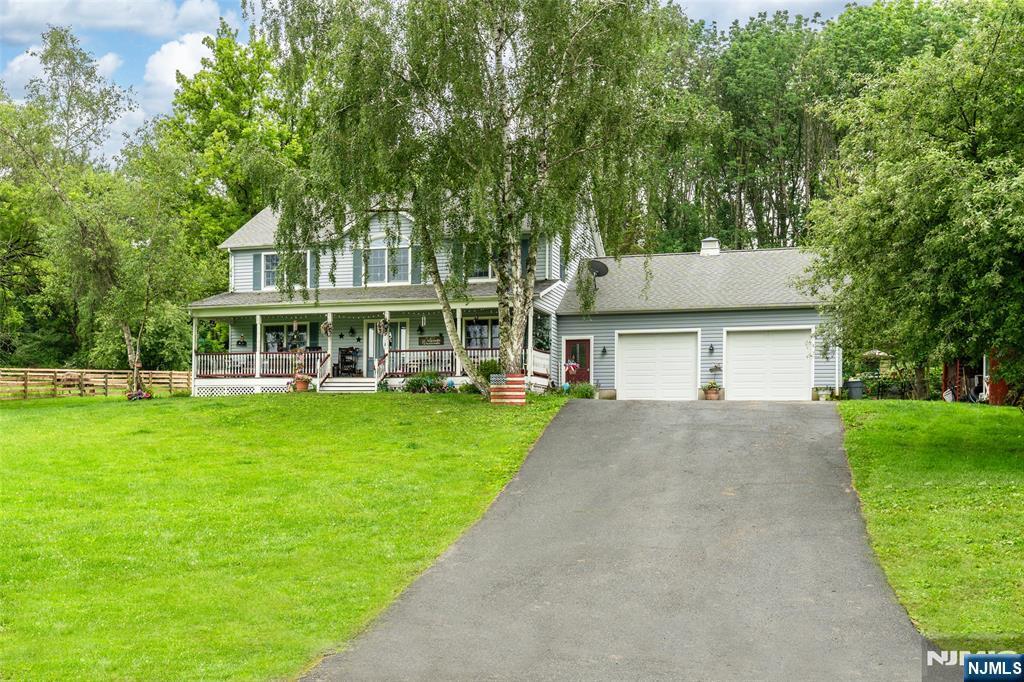 15 Franeks Road  Hamburg NJ 07419 photo