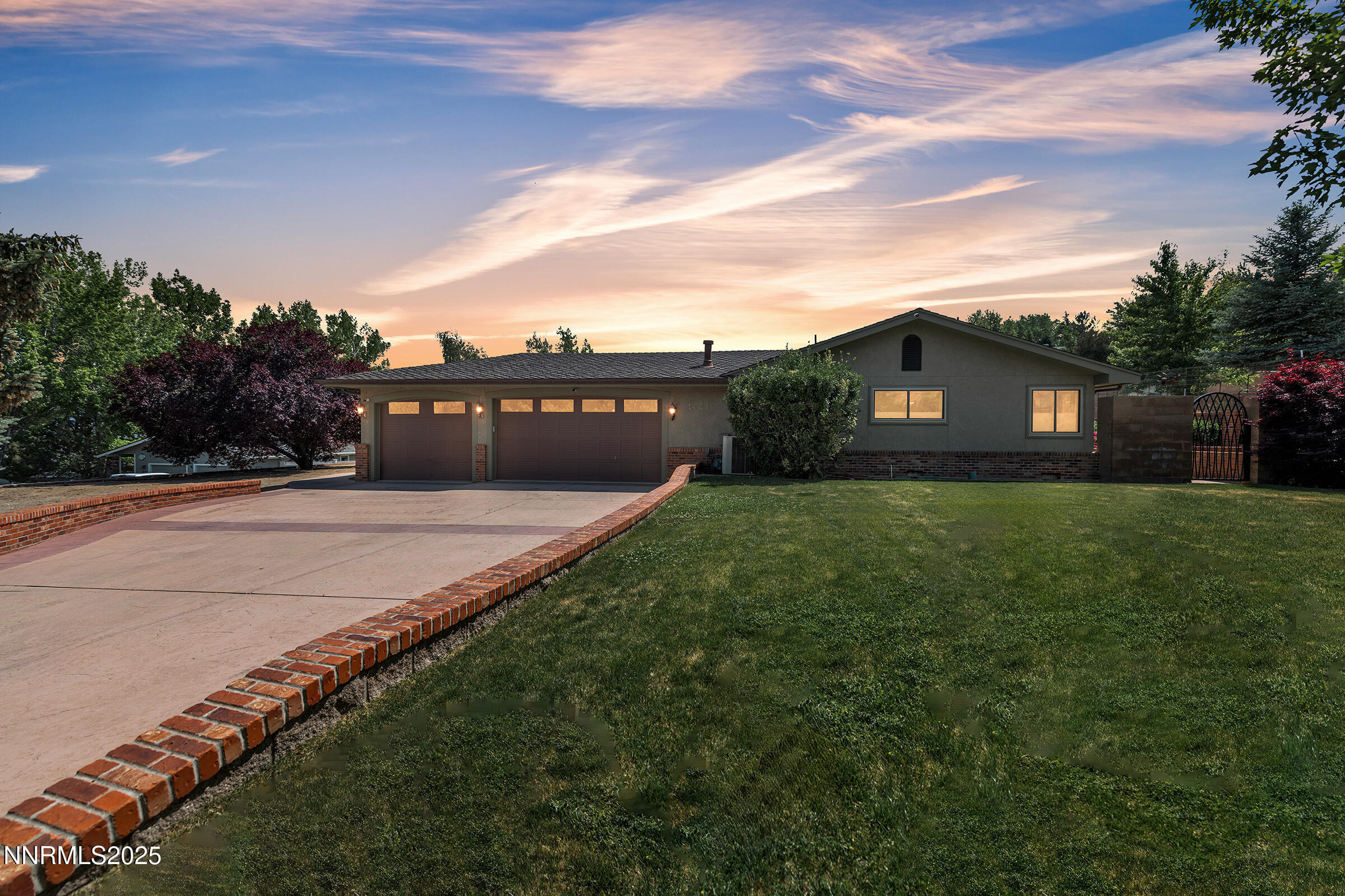 Property Photo: 1401 Jefferson Drive NV 89706