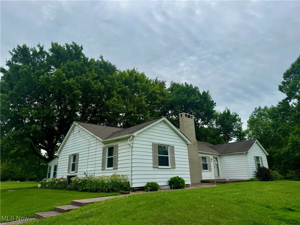 Property Photo:  1803 Stillwagon Road  OH 44484 