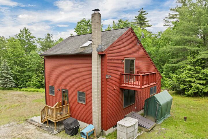 Property Photo: 481 New Orchard Road NH 03234