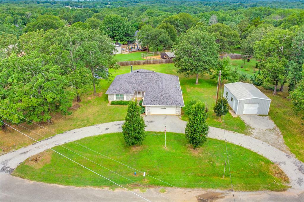 Property Photo: 15 Cumberland Circle TX 75021