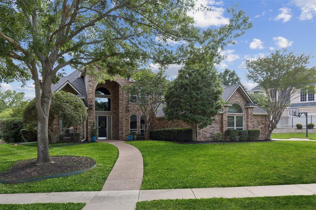 Property Photo: 501 Stonewall Court TX 76092