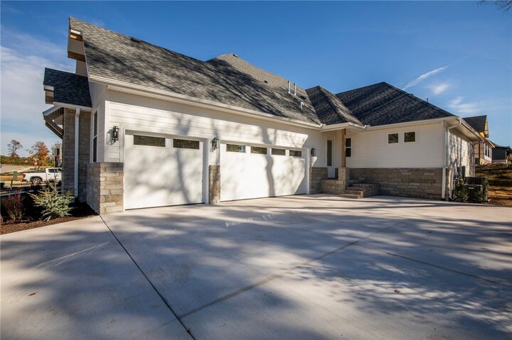 Property Photo: 3560 Bridger Lane AR 72712