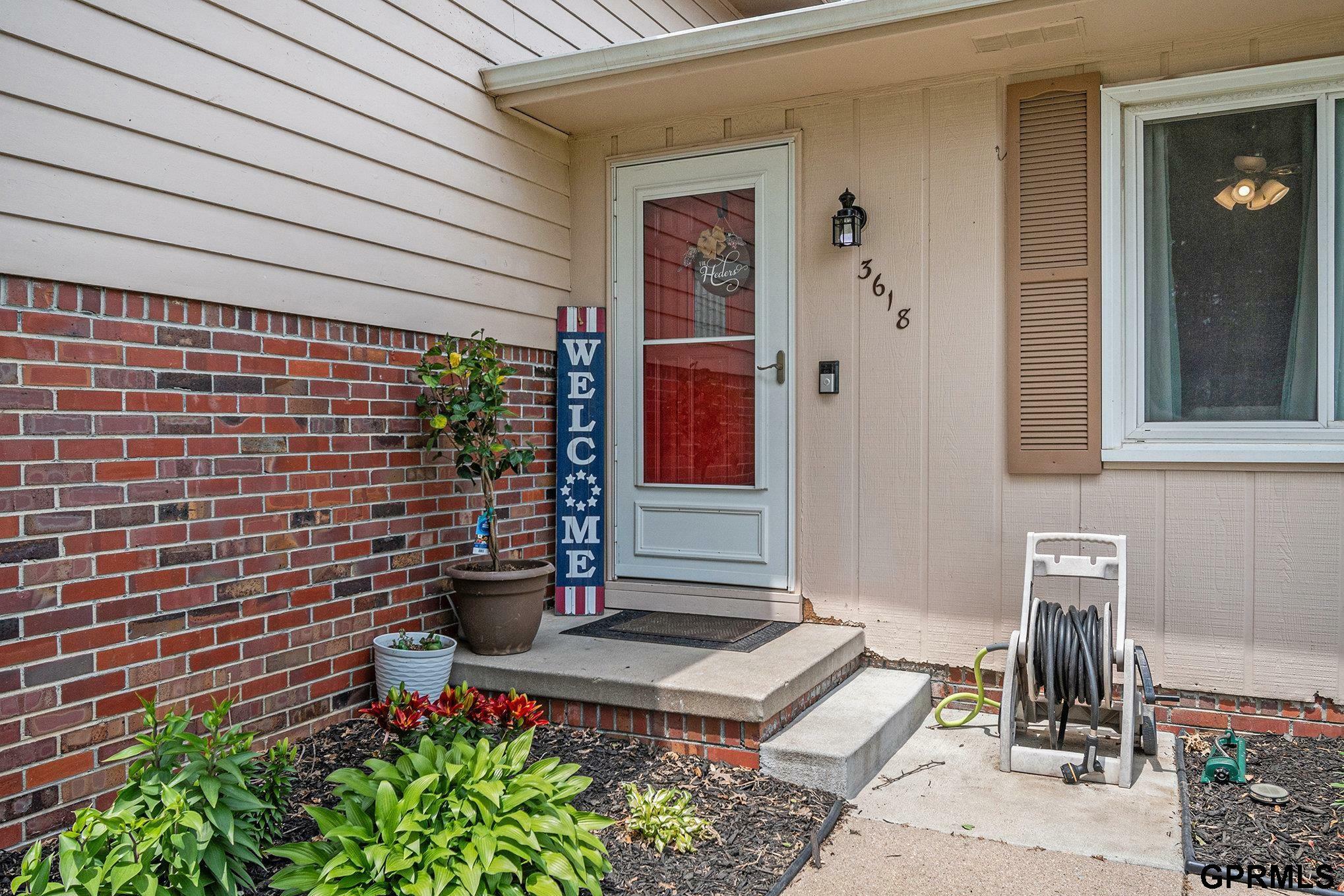 Property Photo: 3618 Greene Avenue NE 68147