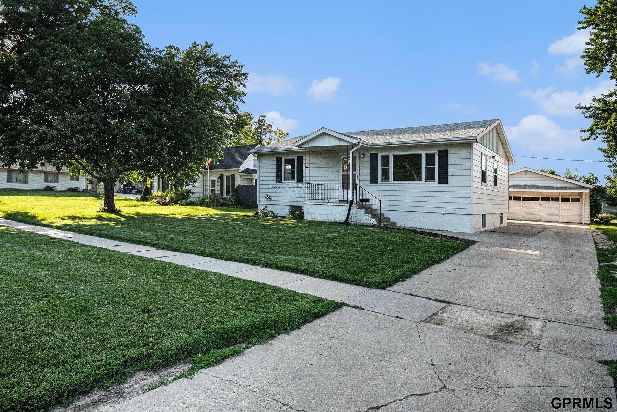 Property Photo: 1348 Nebraska Street NE 68008