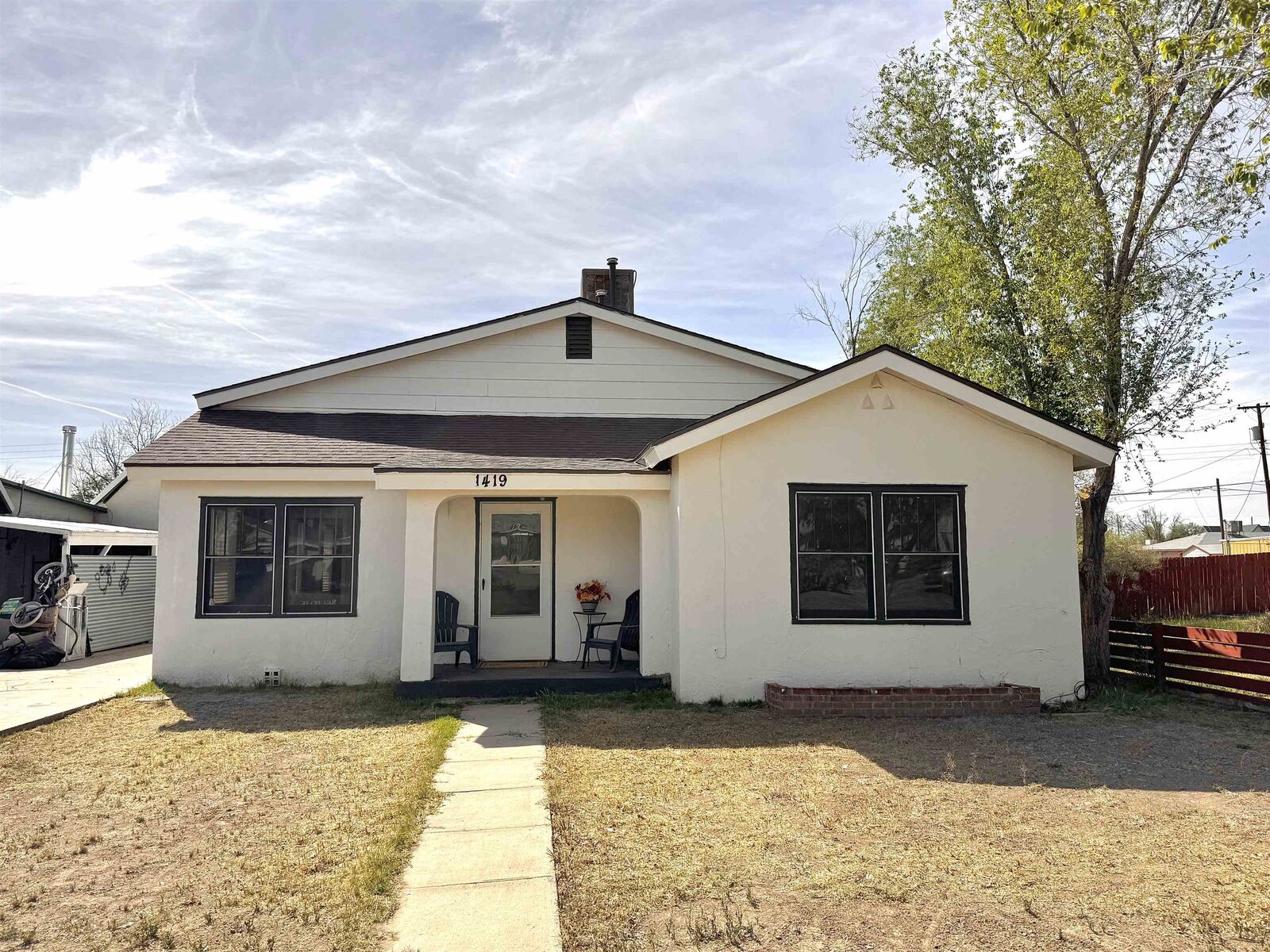 Property Photo:  1419 Ohio Ave  NM 88310-0000 