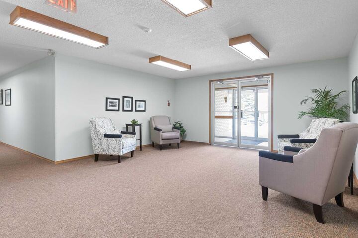 Property Photo: 410 7 Street SW 103 AB T1V 1B7