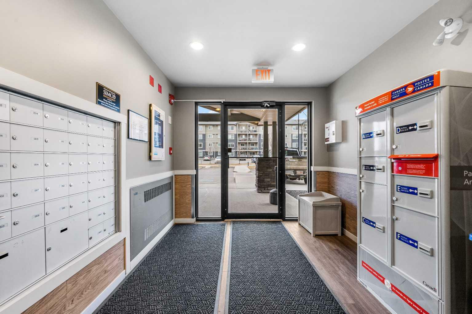 Property Photo: 181 Skyview Ranch Manor NE 1214 AB T3N 0V2