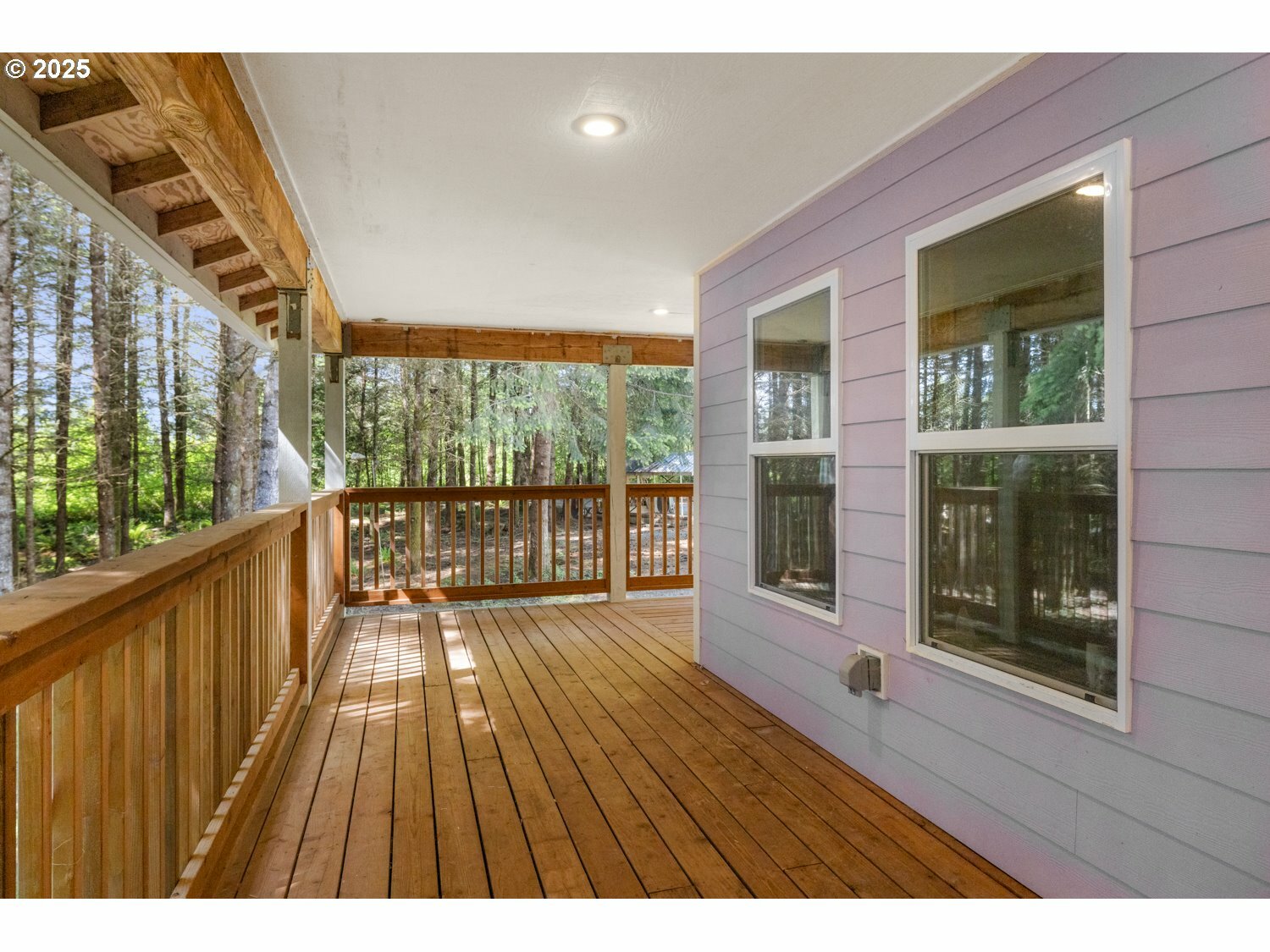 Property Photo: 29380 SE Old Ranch Dr OR 97023