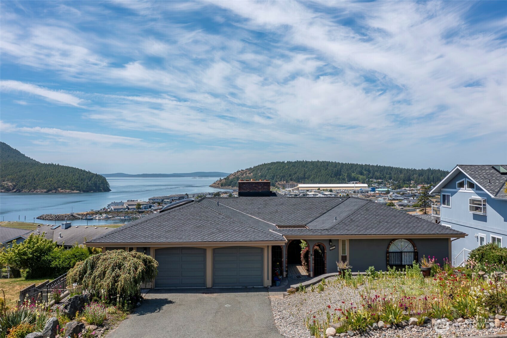 Property Photo:  4911  Heather Drive  WA 98221 