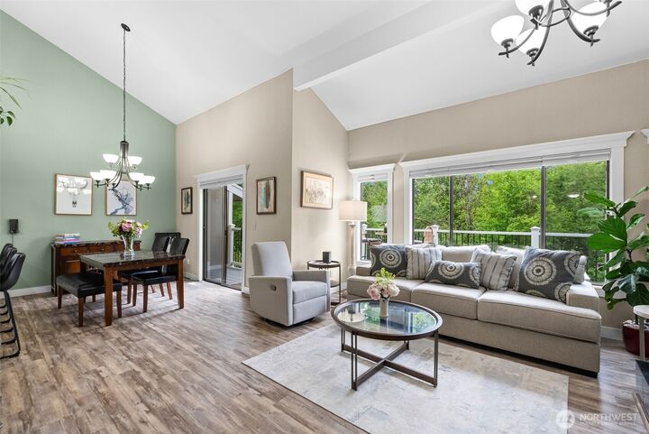 Property Photo:  2104  7th Avenue SW  WA 98371