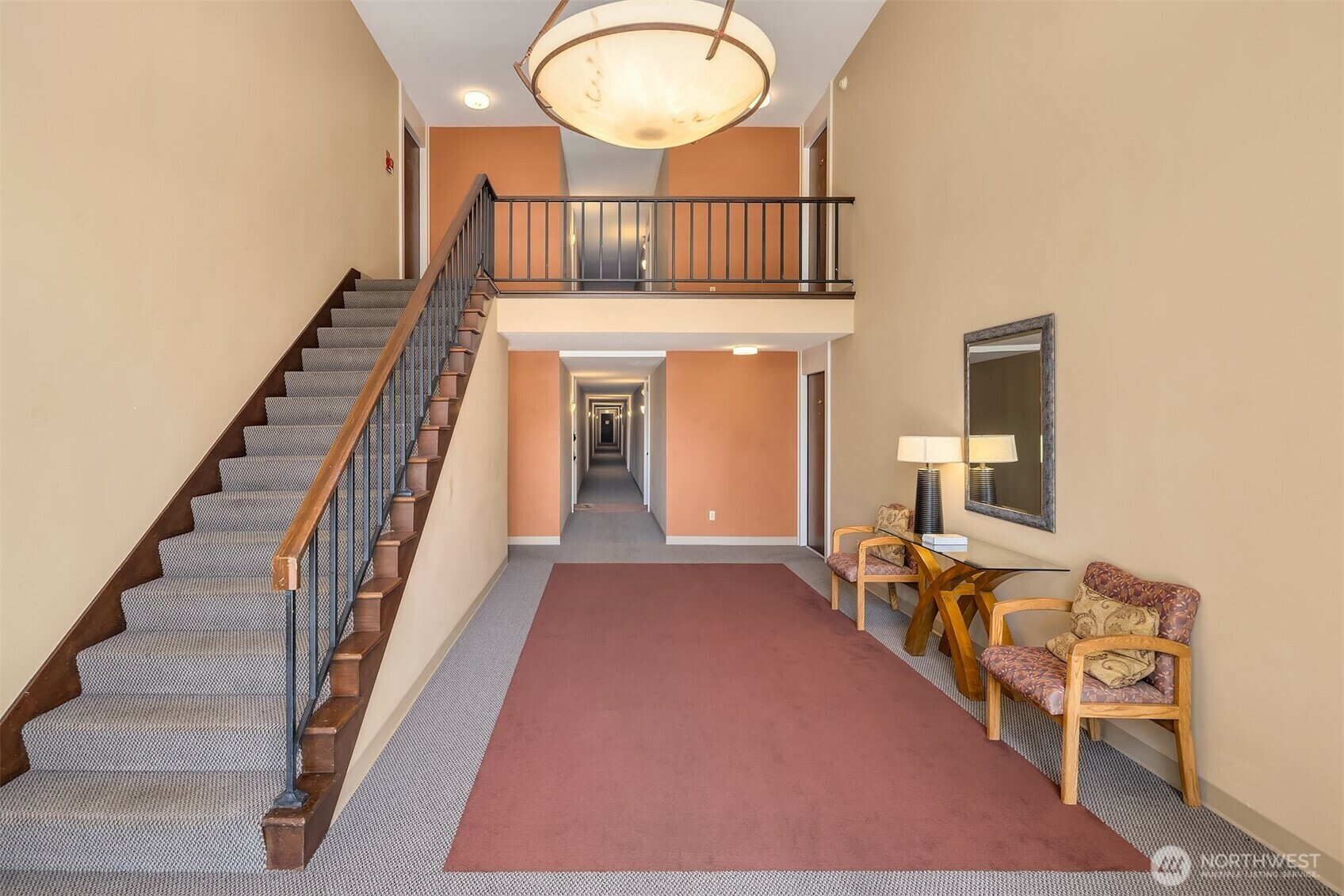 Property Photo:  11012 NE 68th Street 511  WA 98033 