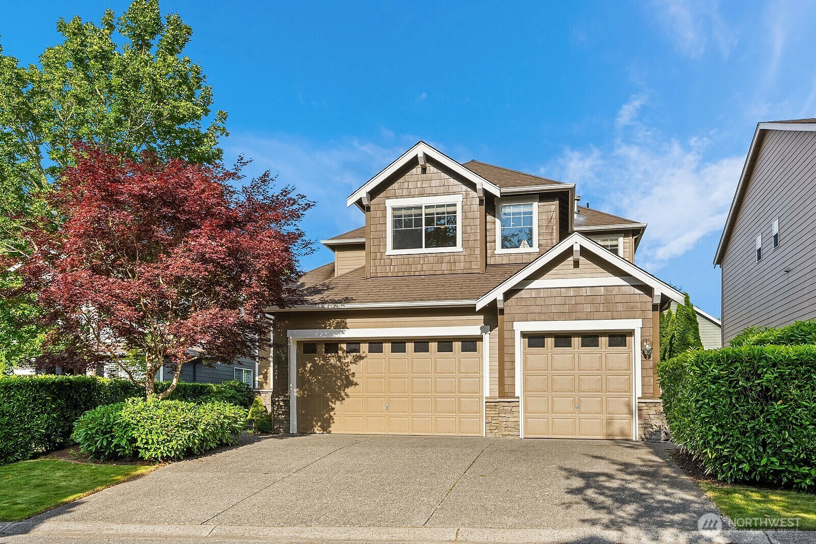 Property Photo: 824 272nd Place SE WA 98075