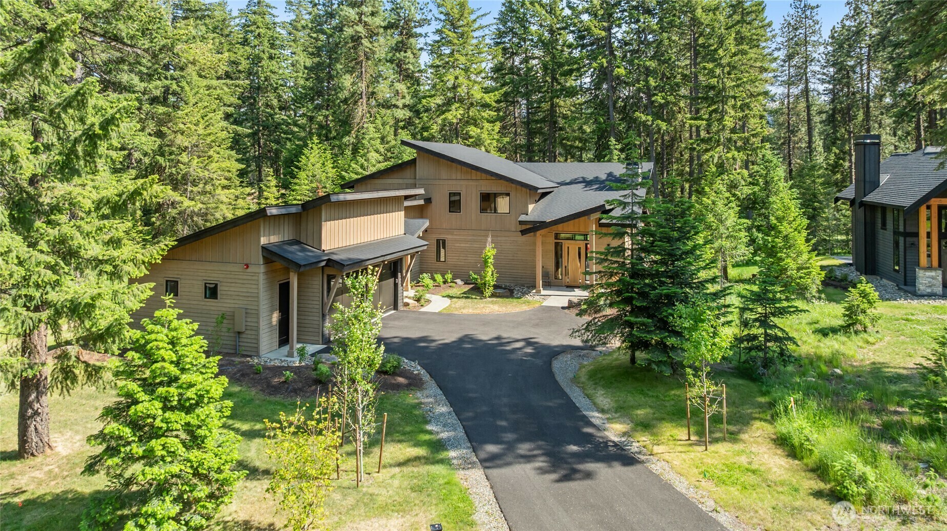 Property Photo:  70  Wood Rose Court  WA 98922 