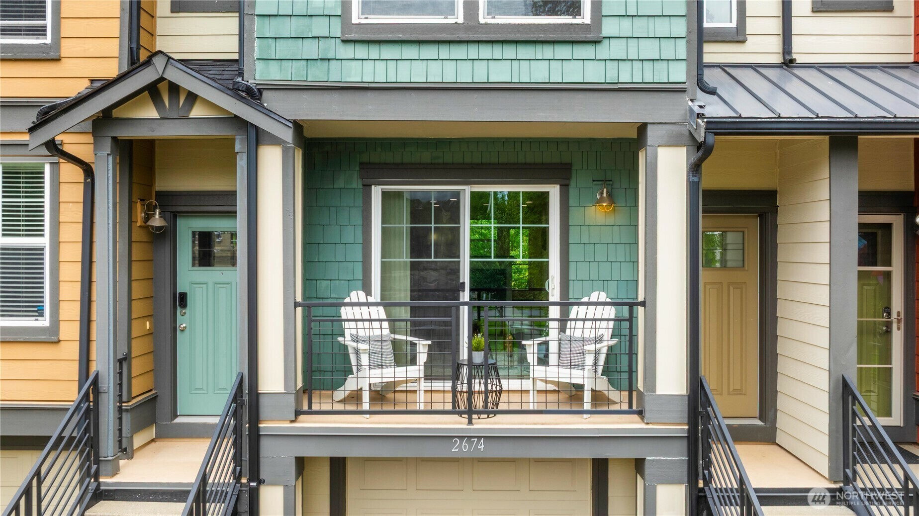 Property Photo: 2674 SW Sylvan Heights Dr WA 98106