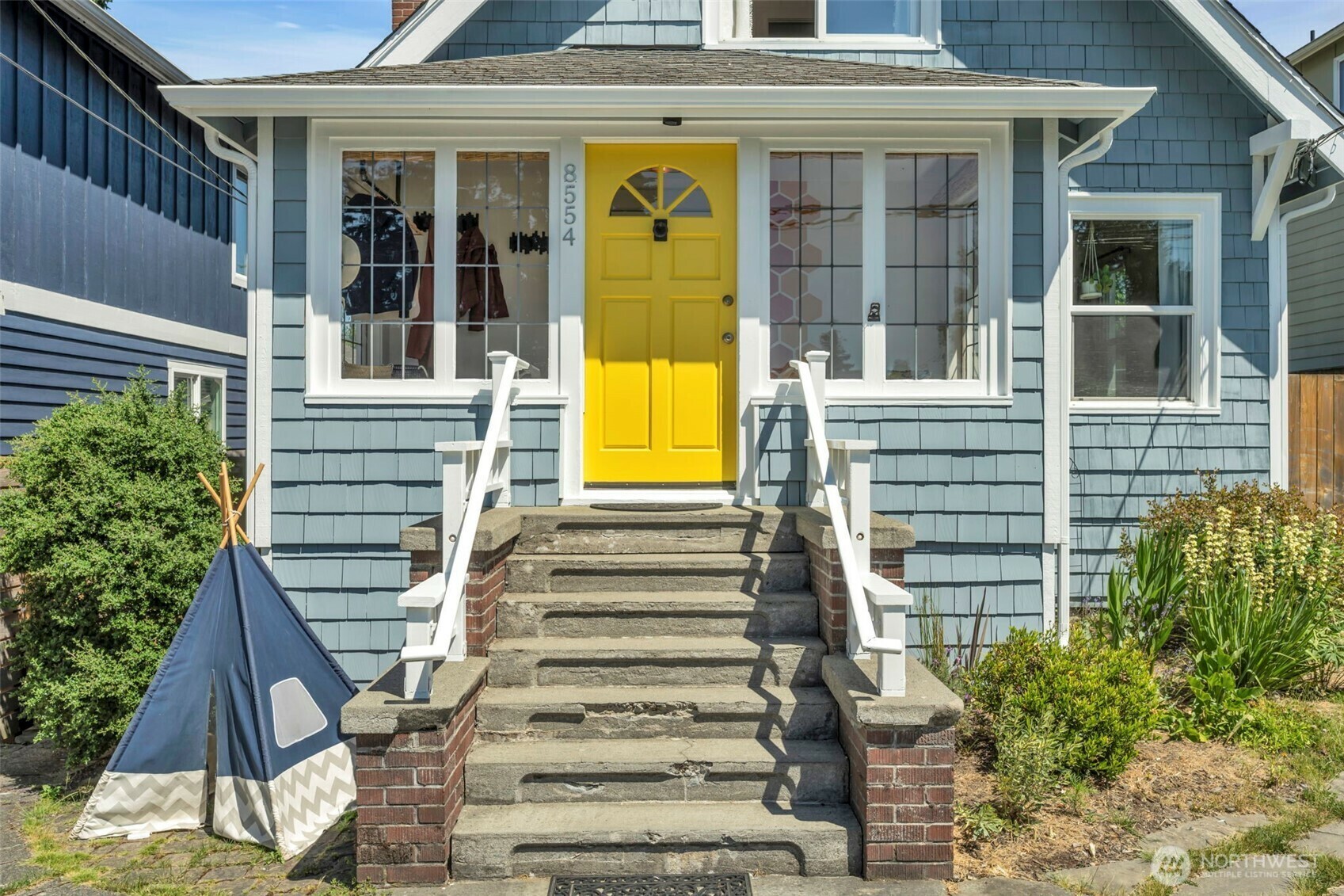 Property Photo:  8554  16th Avenue NW  WA 98117 