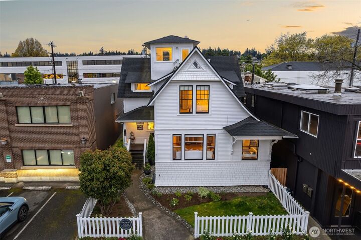 116  4th Avenue N  Edmonds WA 98020 photo