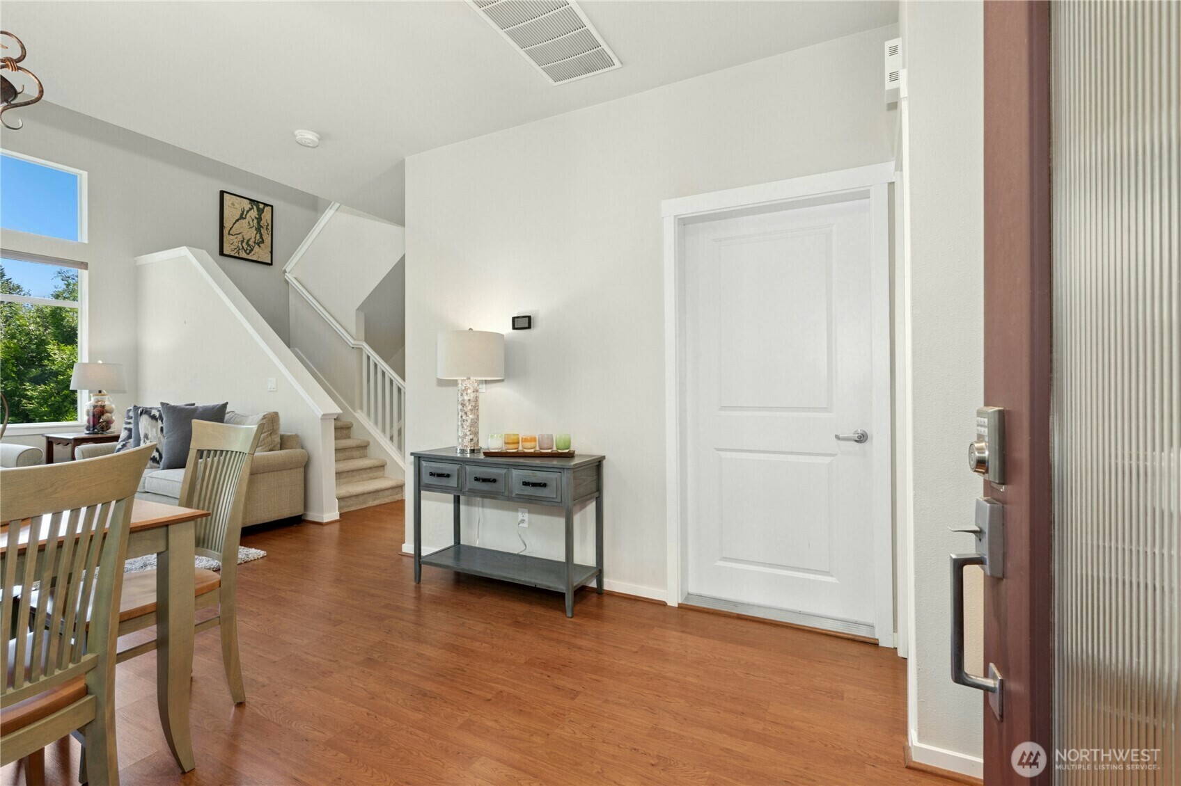 Property Photo: 174 Cougar Ridge Road NW 1101 WA 98027