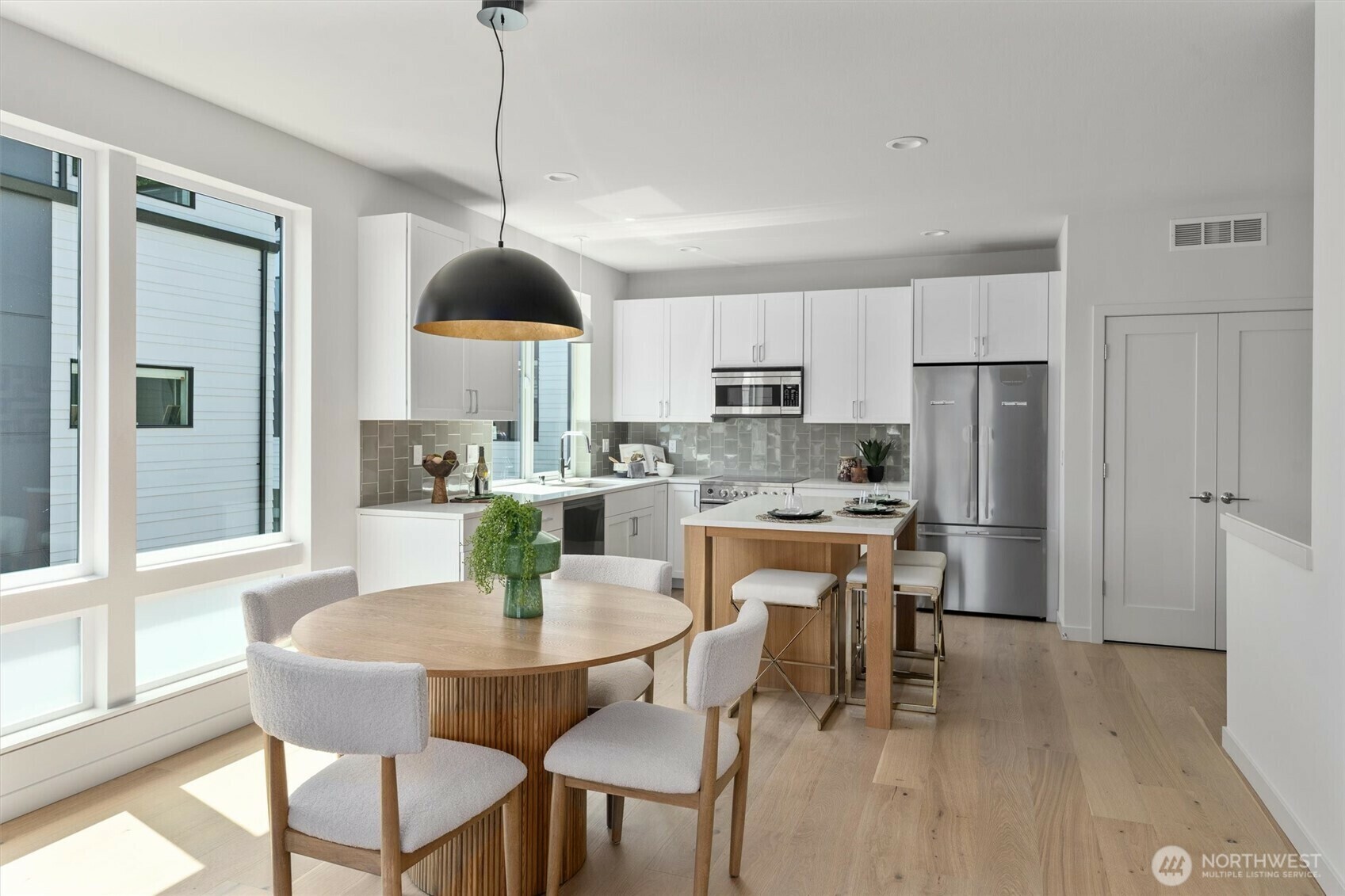 Property Photo: 4521 A Bagley Avenue N WA 98103