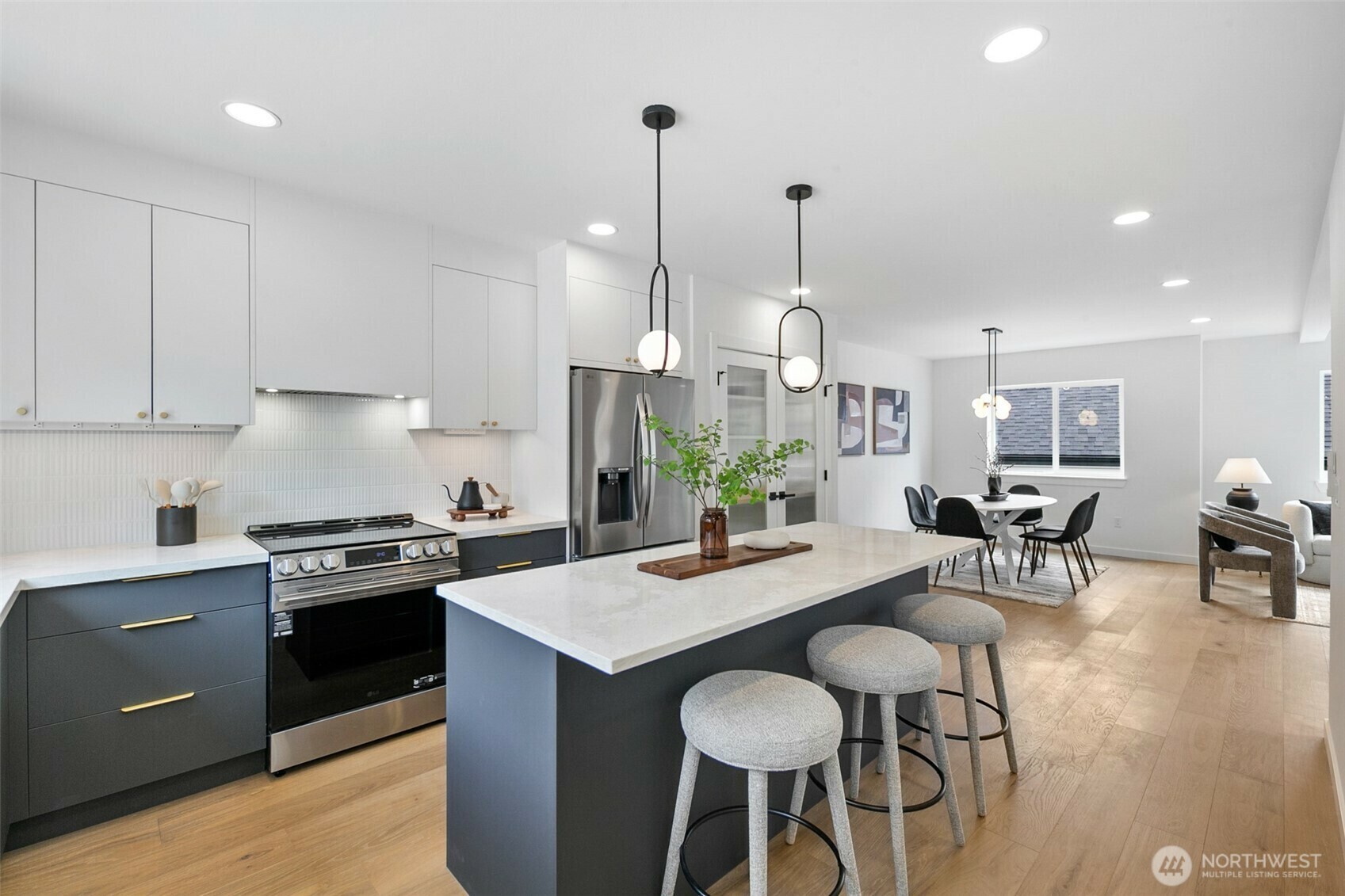 Property Photo: 3424 20th Avenue S WA 98144