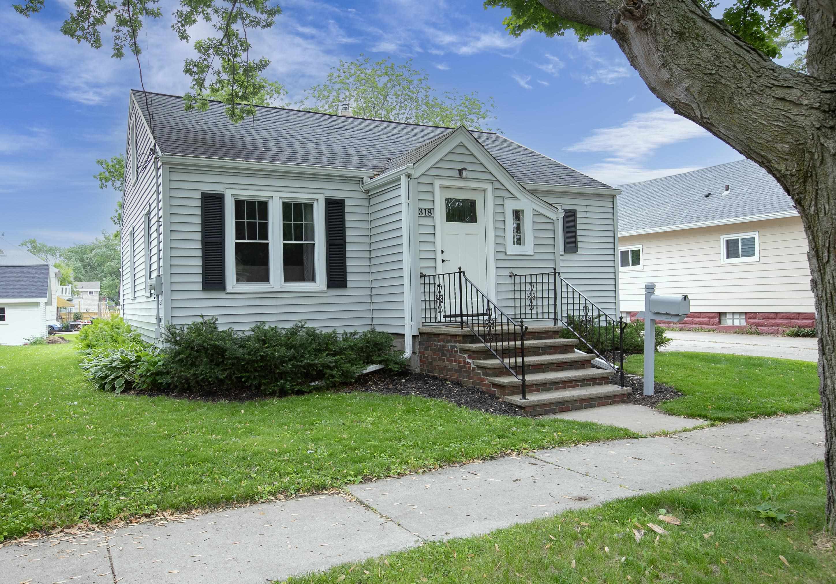 Property Photo: 318 N Outagamie Street WI 54914