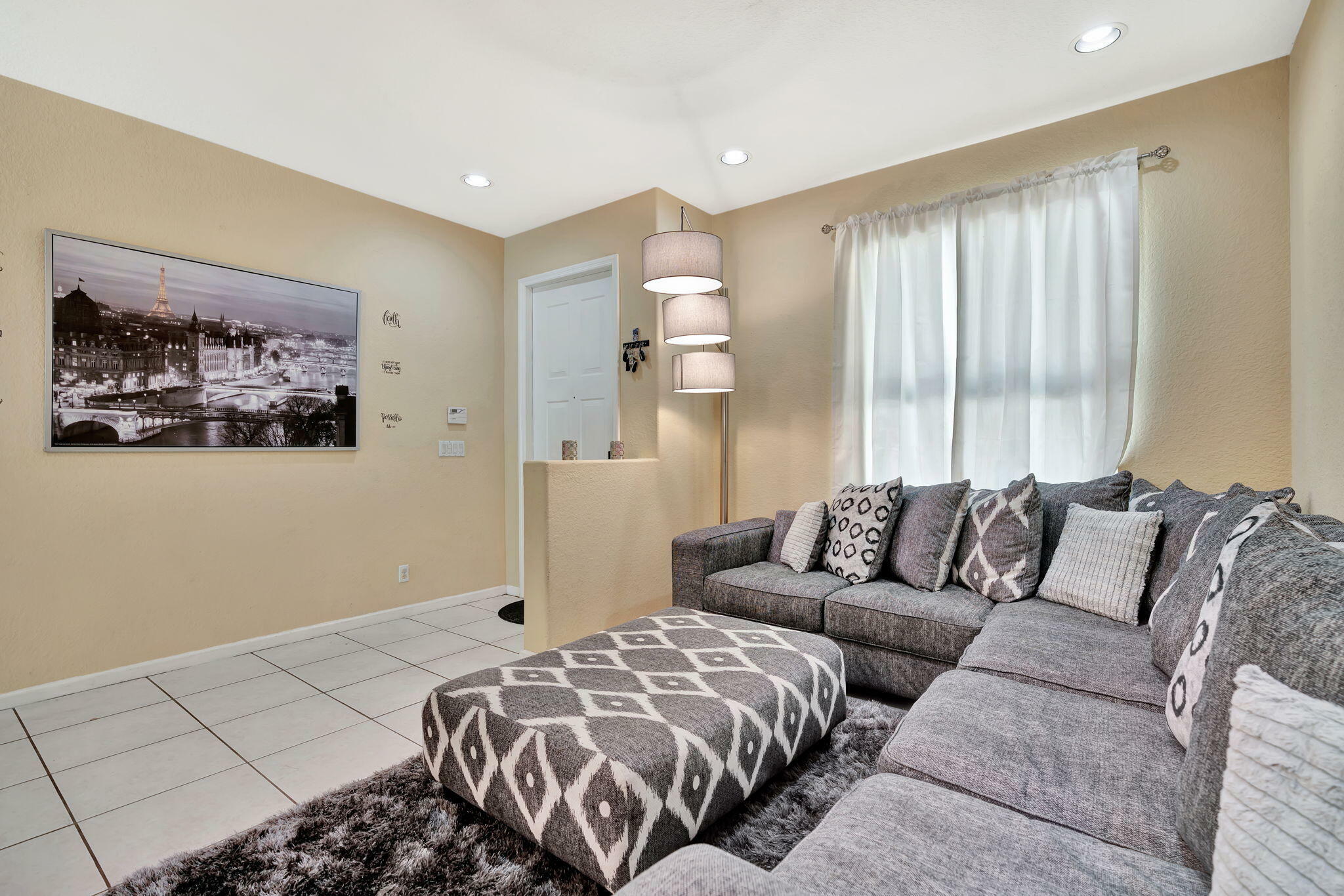 Property Photo: 4463 Lake Tahoe Circle FL 33409