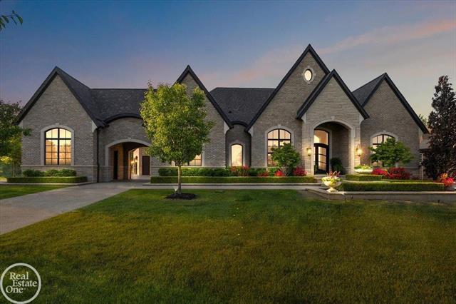 Property Photo:  5271 Seven Lakes Drive  MI 48095 