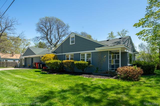Property Photo:  30160 Marshall Street  MI 48076 