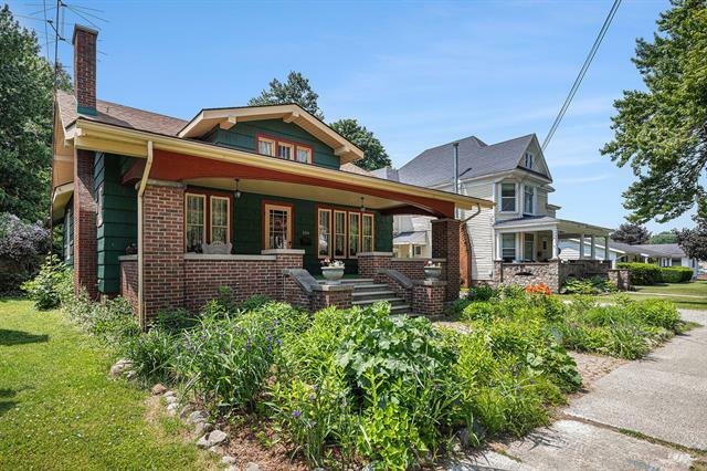 Property Photo: 106 E Mechanic Street MI 48097