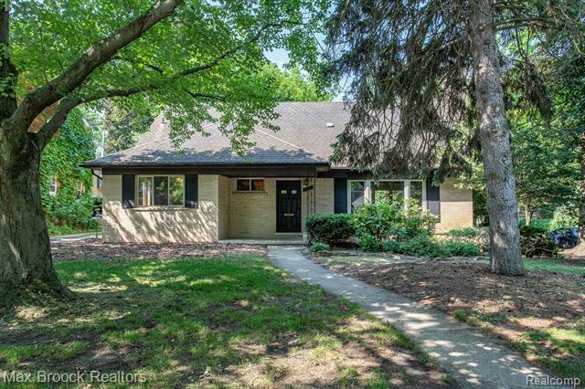 Property Photo: 25695 York Road MI 48067
