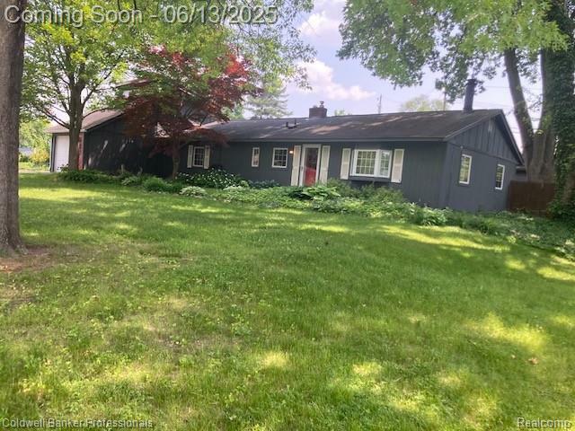 Property Photo: 290 Florawood Boulevard MI 48327