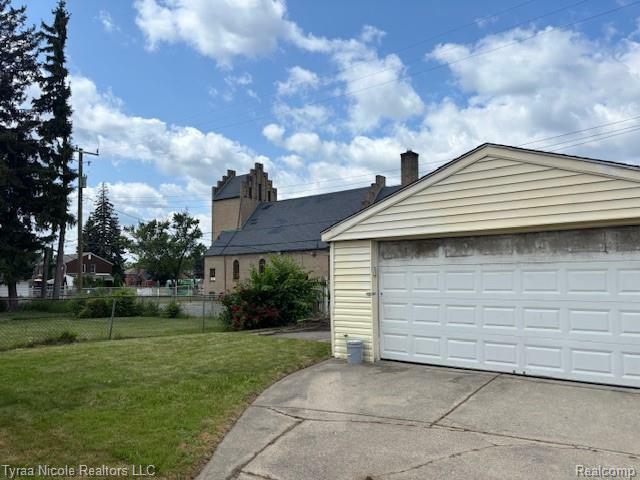 Property Photo:  19927 Prest Street  MI 48235 