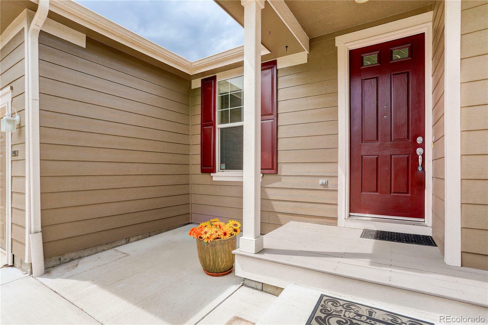 Property Photo: 9215 W Swarthmore Drive CO 80123