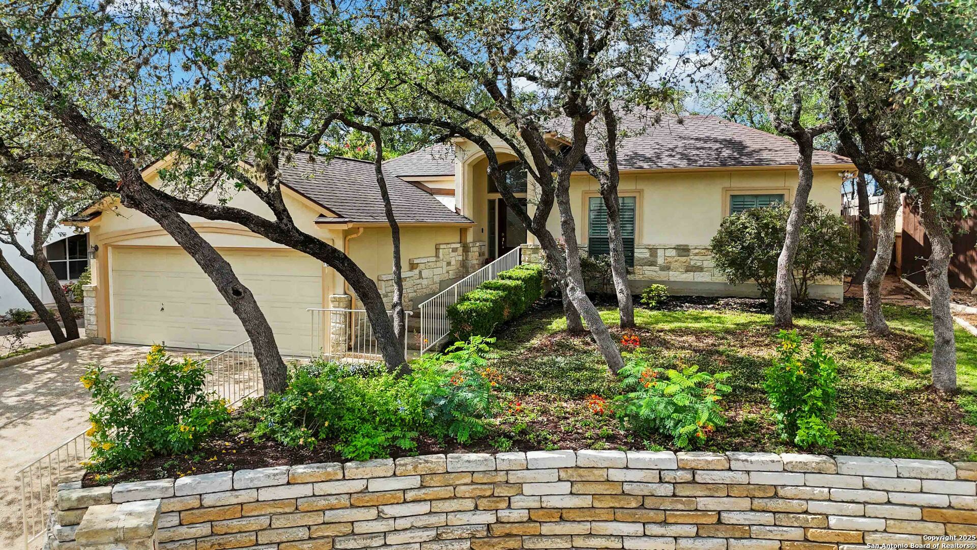 Property Photo: 1407 Canyon Edge TX 78248