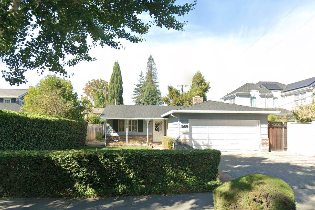 Property Photo: 960 Newell Road CA 94303
