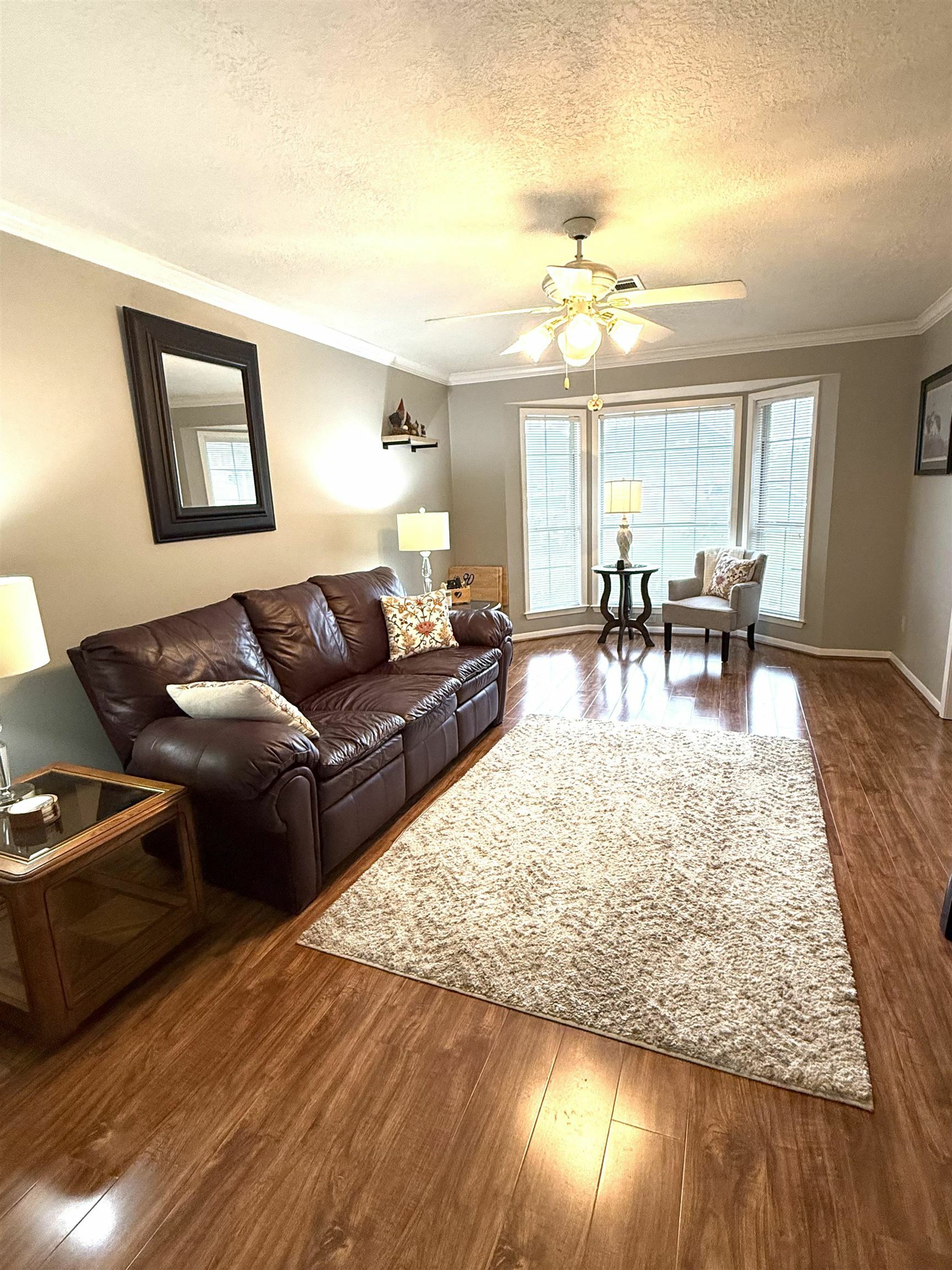 Property Photo: 2521 Maple TX 77627