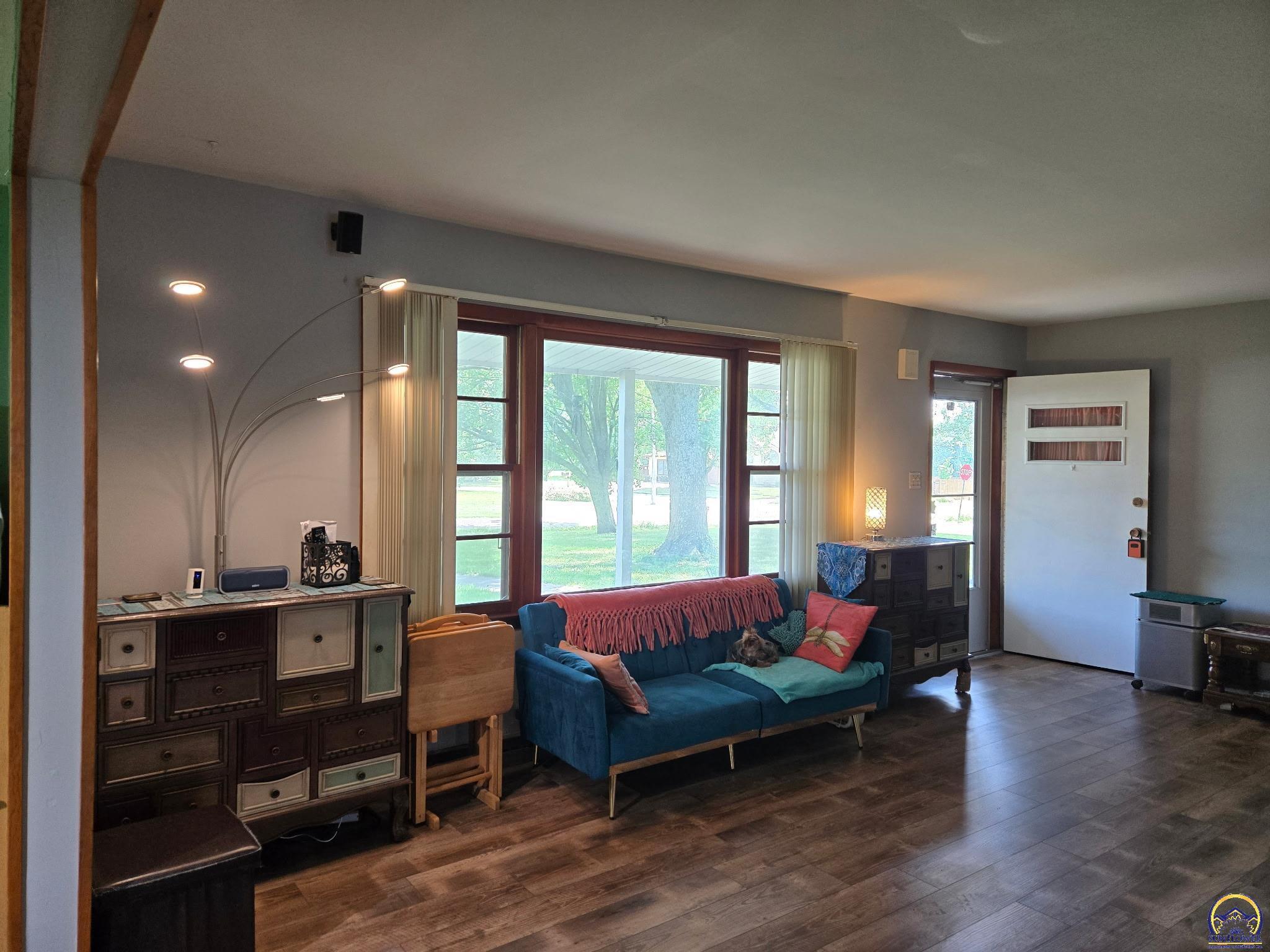 Property Photo: 1930 NW 35th St KS 66618