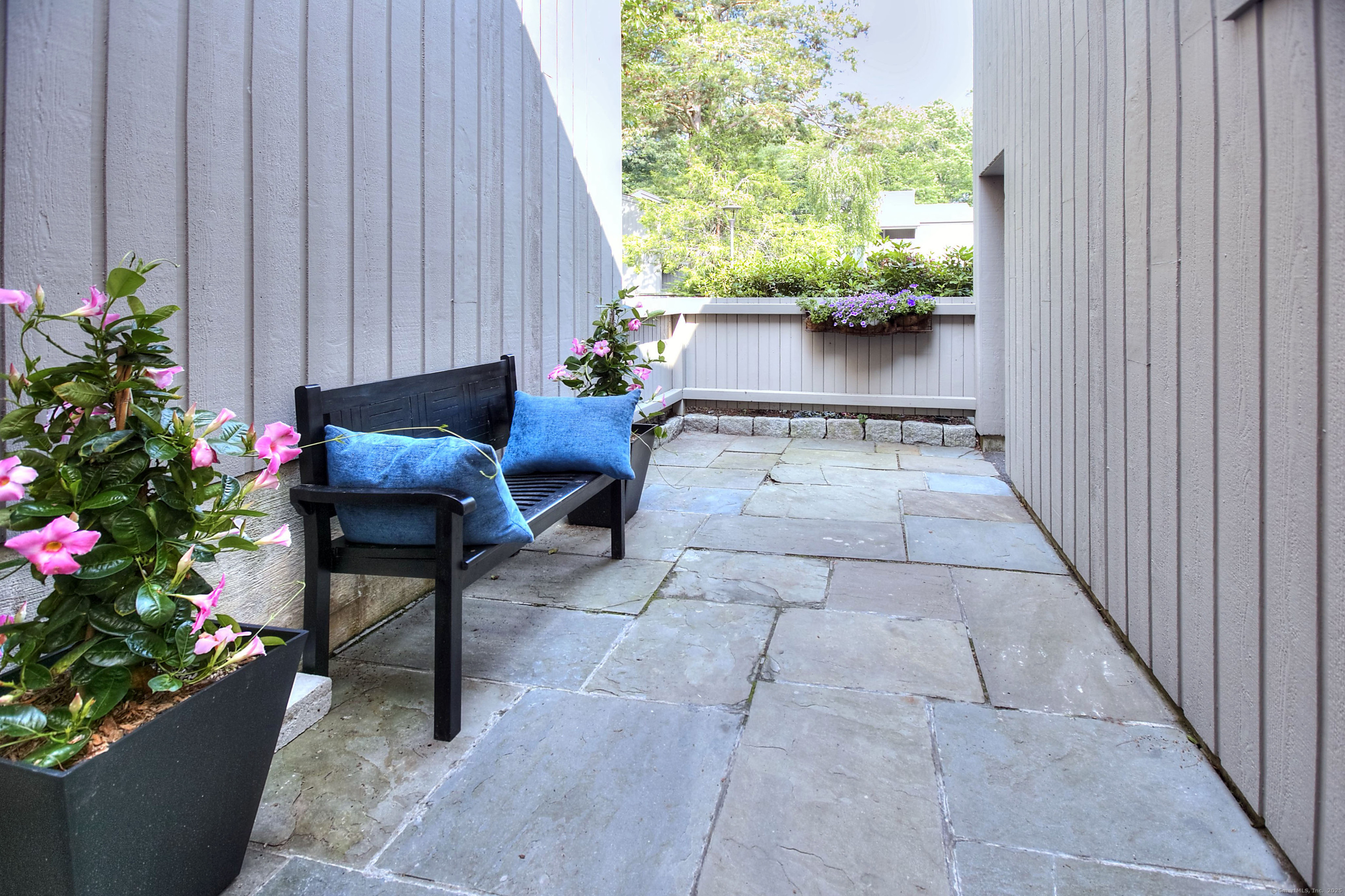 Property Photo: 34 Whitney Glen 34 CT 06880